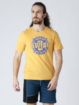 Alcis - Men Yellow Printed Round Neck Slim Fit T-shirt