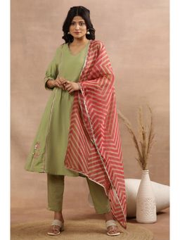 W - XXXWomen Green Festive Solid Viscose Kurta and Slim Pant with Dupatta (Set of 3)