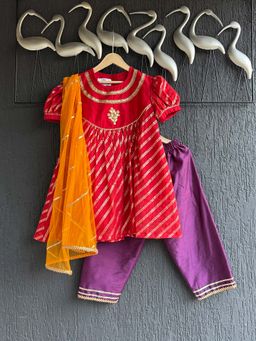 THE WISHING CLOSET - Red Chanderi A- Line Kurta with Contrasting Pant and Dupatta