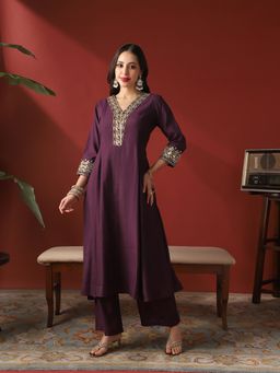 Globus - Women Purple Zari Embroidered V-Neck Panelled Anarkali Kurta And Pants