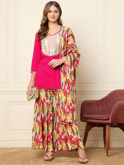 Deebaco - Women Indo Western Embroidered Kurti with Sharara and Dupatta
