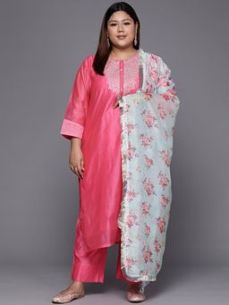 Varanga - Women Pink Embroidered Chanderi Silk Kurta with Pant and Dupatta