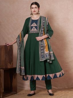 FASHOR - Printed Anarkali Flared Kurta With Pant And Dupatta - Green