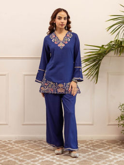 Autumnlane - Stravi Navy Blue Embroidery Co-Ord Set