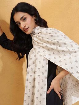Fabindia - Off White Silk Printed Stole