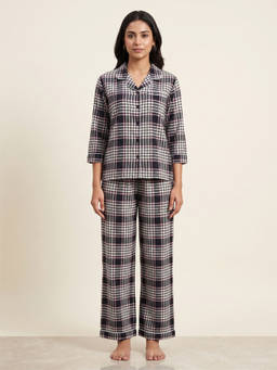 FABLUSH - Black Cotton Three Fourth Sleeves Checks Shirt with Pant