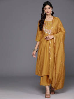 Gerua By Libas - Kurta with Pant and Dupatta (Set of 3)