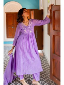 Zebein - Centre Kali Kurta with Pant and Dupatta - Lavender