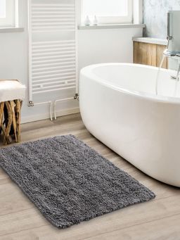 Sashaa World - Charcoal Tufted Striped Bathmat