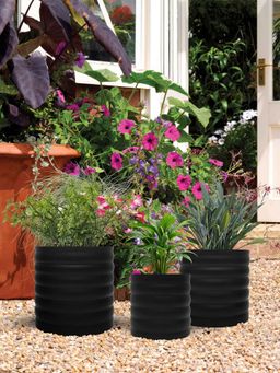 Metalsmith - Iron Planter Pot for Indoor and Outdoor Decor - Black (Set of 3)