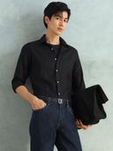 Black color option, Currently selected