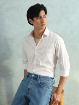 Arrow - Men Beige Cotton Slim Fit Shirt