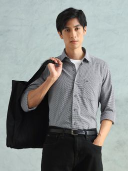 Arrow - Men Black Cotton Slim Fit Shirt