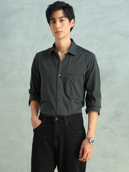 Arrow - Men Green Cotton Slim Fit Shirt