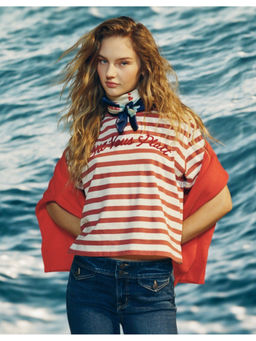 American Eagle - Ex-Boyfriend Red T-Shirt