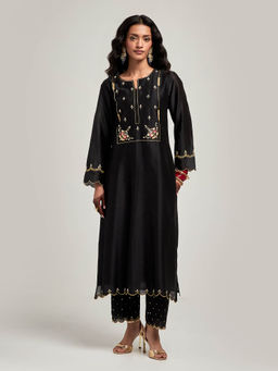 Anantaa by Roohi Trehan - Embroidered Yoke Kurta with Pant - Black