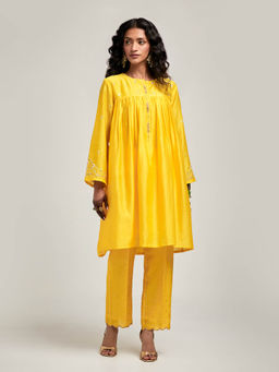 Anantaa by Roohi Trehan - Short Embroidered Yoke Kurta With Pant - Yellow