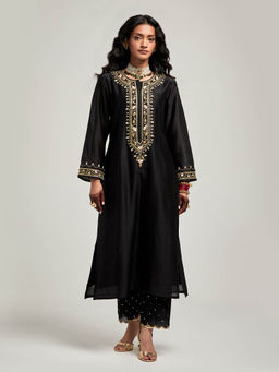 Anantaa by Roohi Trehan - Embroidered Placket Kurta with Pant - Black