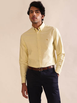 Andamen - Men Yellow Full Sleeve Slim Fit Casual Shirt