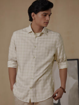 Andamen - Regular Fit Men Beige Full Sleeve Dobby Cutaway Casual Shirt