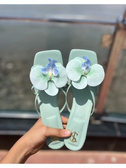 Shoe that fits you - Green Flower Heels