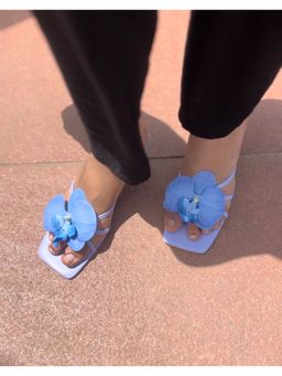 Shoe that fits you - Lilac Flower Heels