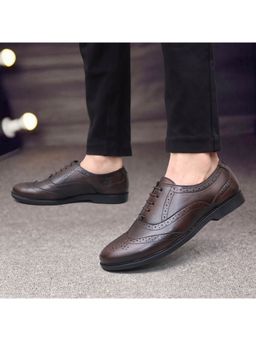 ALCAZO - Brown Synthetic Leather Formal Brogues for Men
