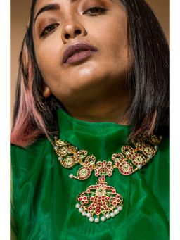 AAHARYA - Traditional Gold plated pink Aamani Necklace