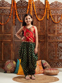 PSPeaches - Girls Green Kurta With Dhoti Pants (Set of 2)