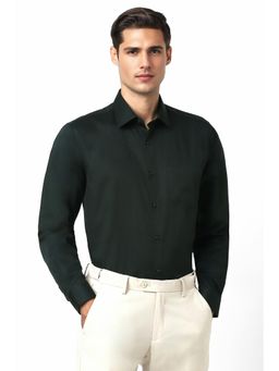 Van Heusen - Men Black Classic Fit Solid Full Sleeves Formal Shirt