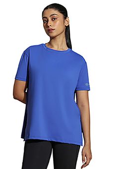 Silvertraq - Women Blue Flow Fit Oversized Crew Neck T-Shirt