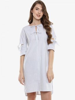 Miss Chase - Womens White Stripes Printed Dress