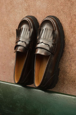 H&M - Women Brown Fringe-Trimmed Loafers