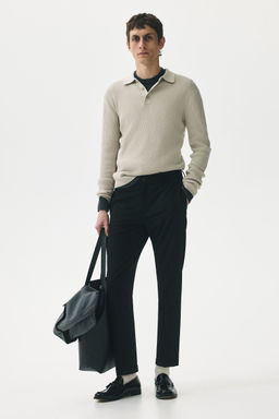 H&M - Men Black Slim Fit Tailo Trousers