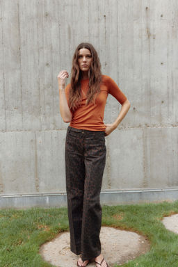 H&M - Women Brown Wide High Jeans