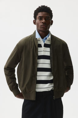 H&M - Men Green Lightweight Bomber Jacket