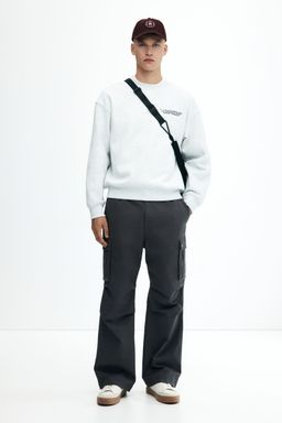 H&M - Men Grey Loose Fit Cargo Trousers