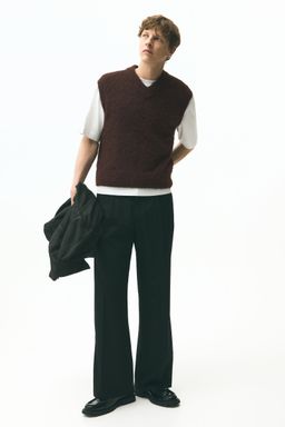 H&M - Men Brown Loose Fit Fluffy Sweater Vest