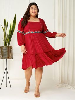 Miss Chase - A+ Curve Collection Plus Size Women's Red Square Neck Knee Length Dress
