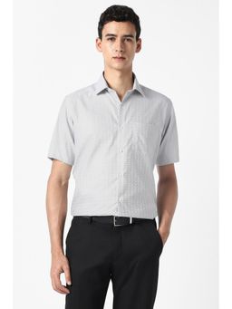 Van Heusen - Men Grey Check Half Sleeves Formal Shirt