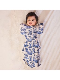 Softsens Baby - Vintage Toile Sleeping Pod - Blue (0-6 Months)