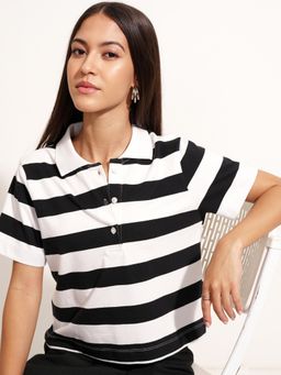 TOKYO TALKIES - Black and White Collared Crop Polo Tshirt