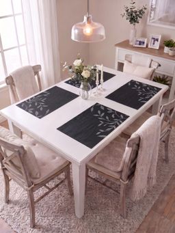 YELONA - Black Woven Pvc Dining Table Placemat (Pack of 4)
