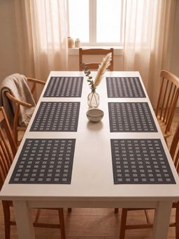 YELONA - Black Woven Pvc Dining Table Placemat (Pack of 6)