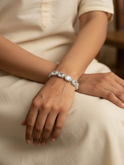 Accessher - Silver-Tone Clear Crystal Adjustable Charm Bracelet