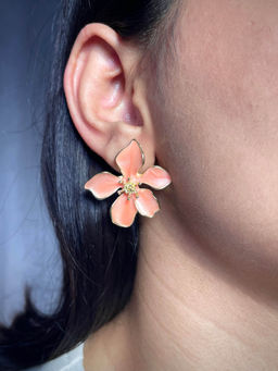 ISHKAARA - Peach Glossy Petals Charm Stud Earrings