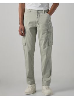 Mufti - Men Muted Sage Green Solid Cargo Pant
