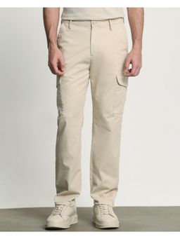Mufti - Men Beige Solid Cargo Pant