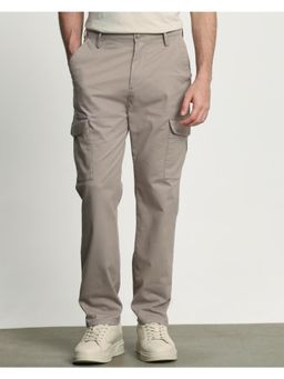 Mufti - Men Taupe Solid Cargo Pant