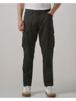 Mufti - Men Dark Olive Solid Cargo Pant